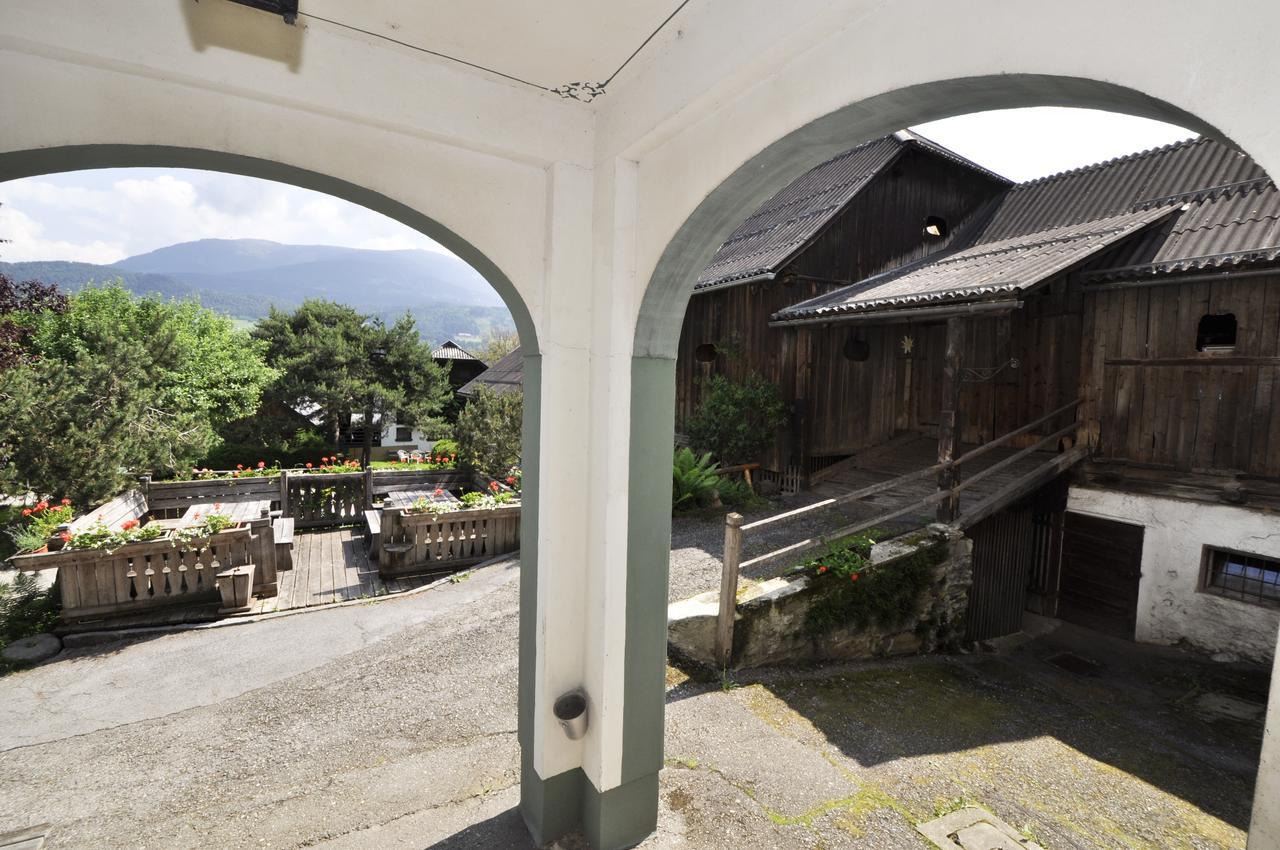 Gasthof Tell Paternion Exterior photo